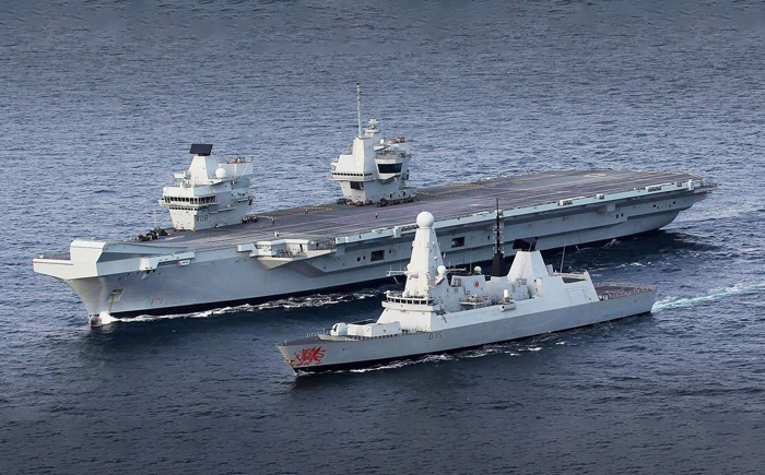 英国皇家海军航母战斗群